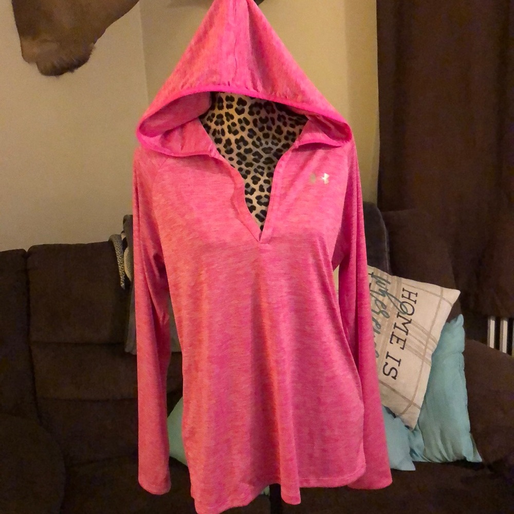 Under Armour pull over hooded long sleeve